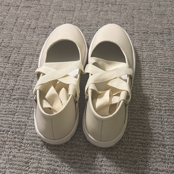 Seychelles Ribbons Lace-Up Flats - Size 10 - Picture 5 of 7